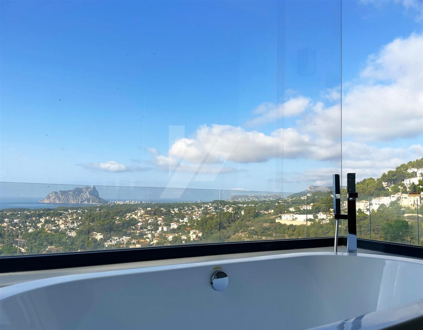 Villa con vistas al mar en Fanadix, Moraira. Costa Blanca.