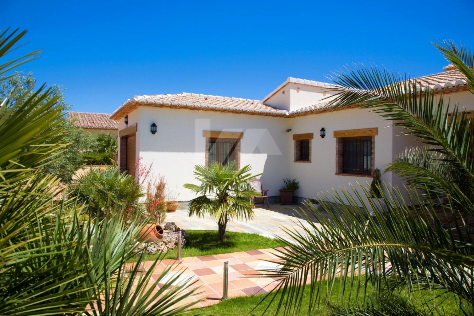BP3322 - Chalet con vistas al mar en los Molinos, Benitachell, Costa Blanca.