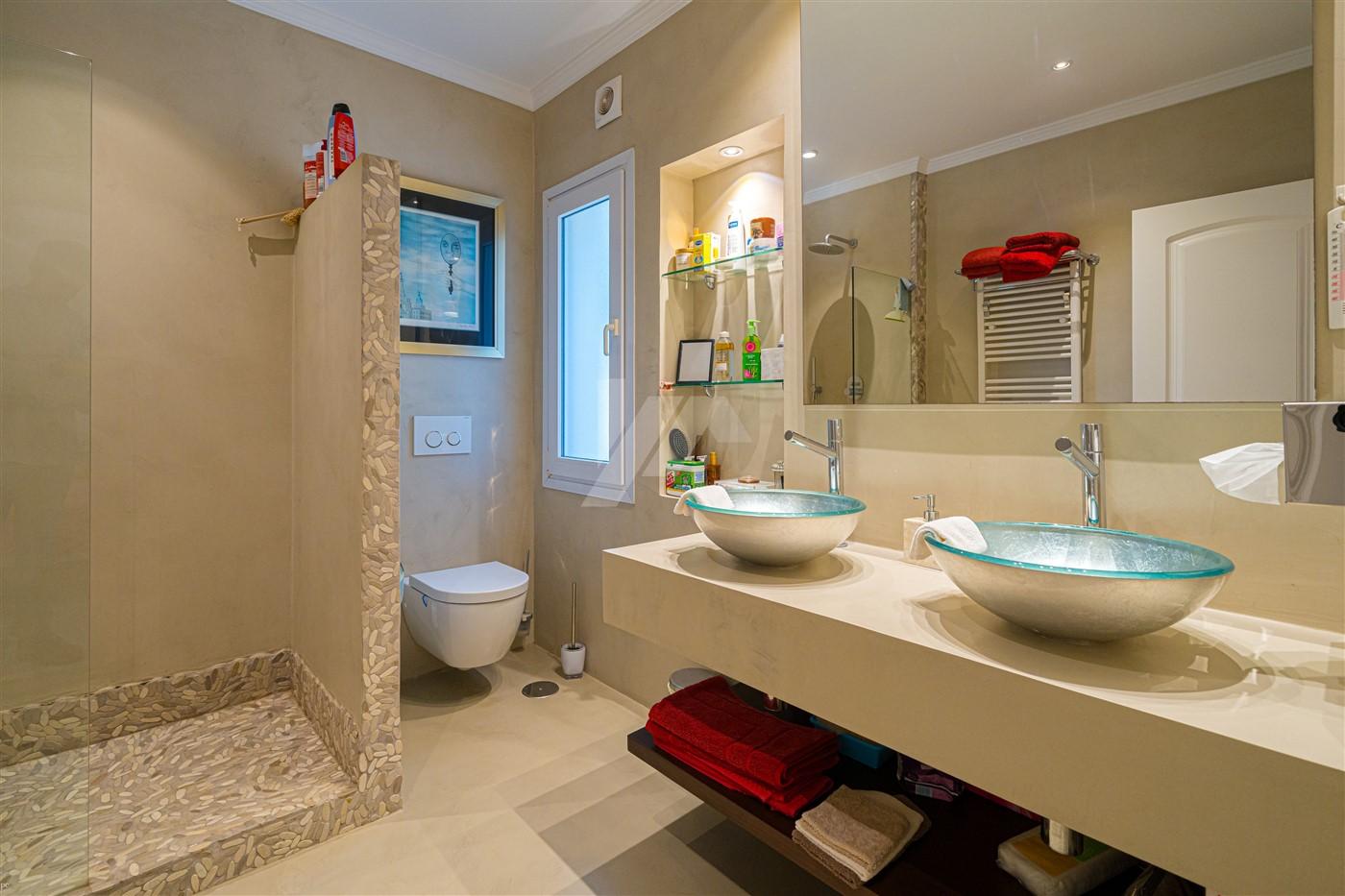 Exclusiva villa mediterránea en venta en Moraira, Costa Blanca.