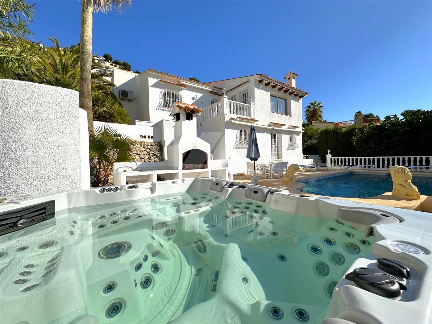 Chalet con vistas al mar en Benissa, Costa Blanca.