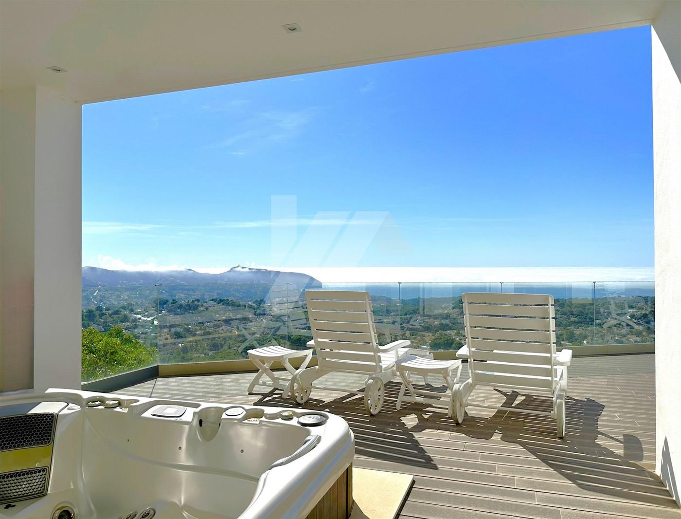 BP3394 - Exclusiva villa en venta con inigualables vistas al mar Mediterráneo en Moraira.