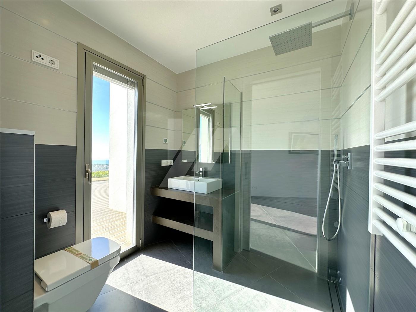 BP3394 - Exclusiva villa en venta con inigualables vistas al mar Mediterráneo en Moraira.