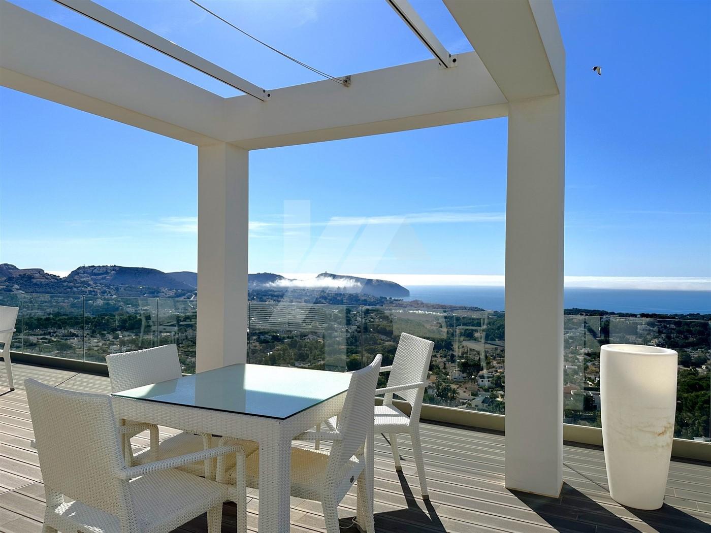 BP3394 - Exclusiva villa en venta con inigualables vistas al mar Mediterráneo en Moraira.