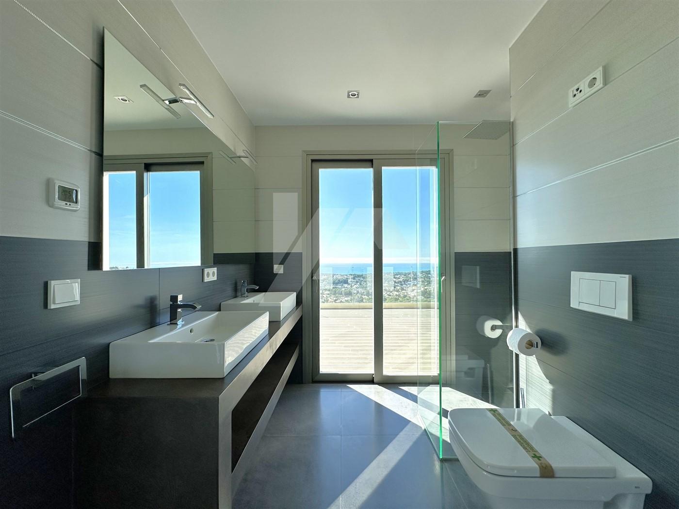 BP3394 - Exclusiva villa en venta con inigualables vistas al mar Mediterráneo en Moraira.