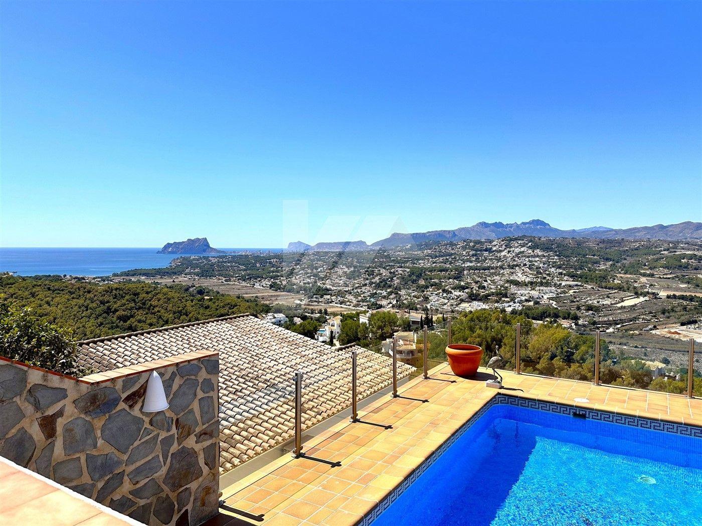 BP3395 - Excepcional villa en venta con vistas al mar en Moraira.