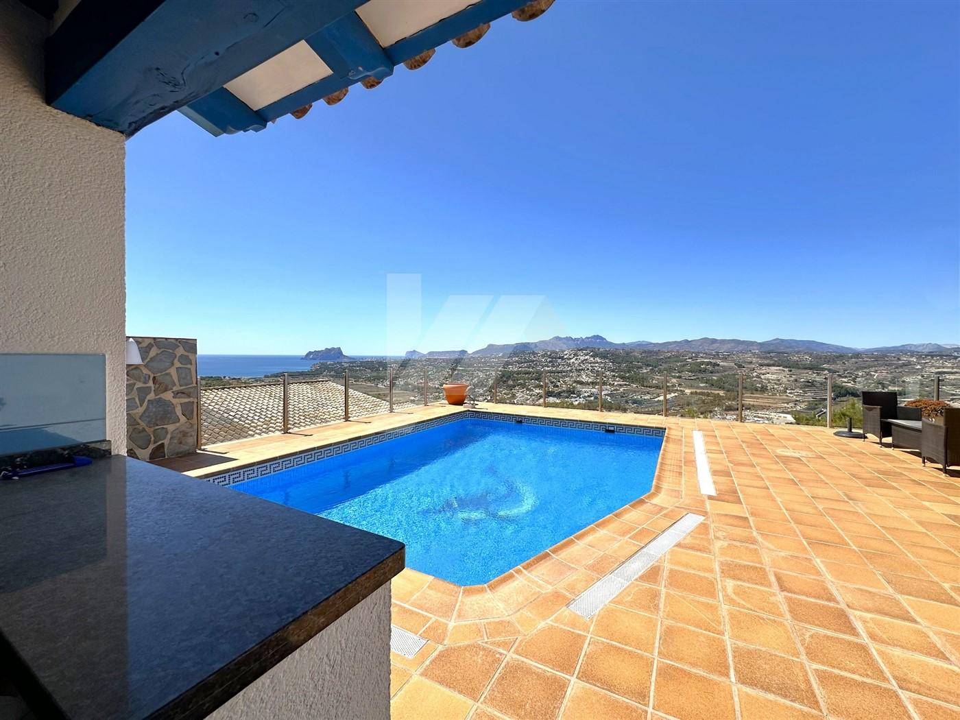 BP3395 - Excepcional villa en venta con vistas al mar en Moraira.