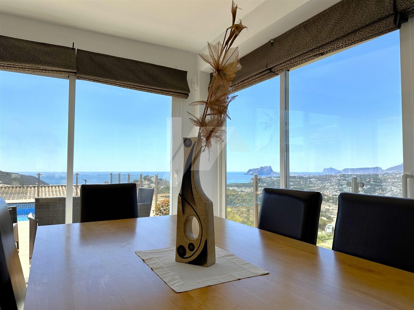 BP3395 - Excepcional villa en venta con vistas al mar en Moraira.