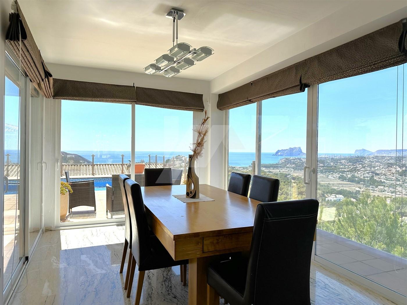 BP3395 - Excepcional villa en venta con vistas al mar en Moraira.
