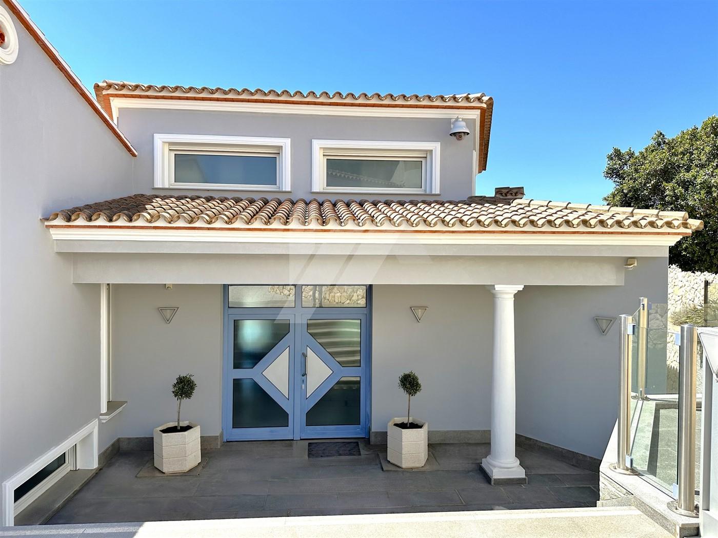 BP3396 - Villa con vistas panorámicas al mar en venta en Moraira, Costa Blanca.