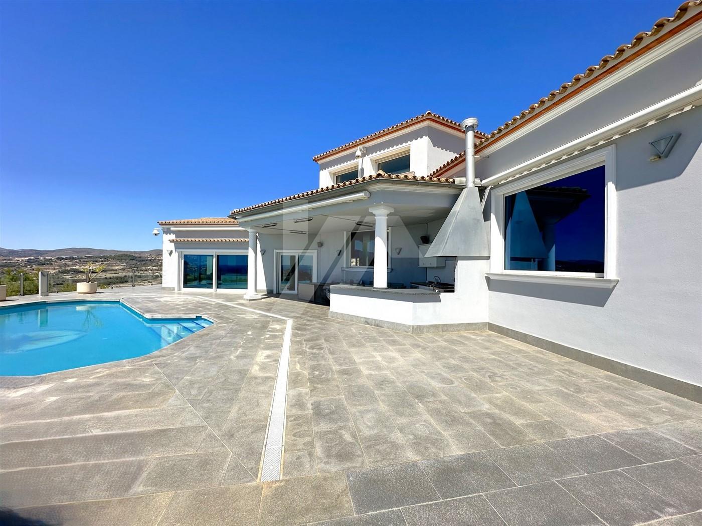 BP3396 - Villa con vistas panorámicas al mar en venta en Moraira, Costa Blanca.