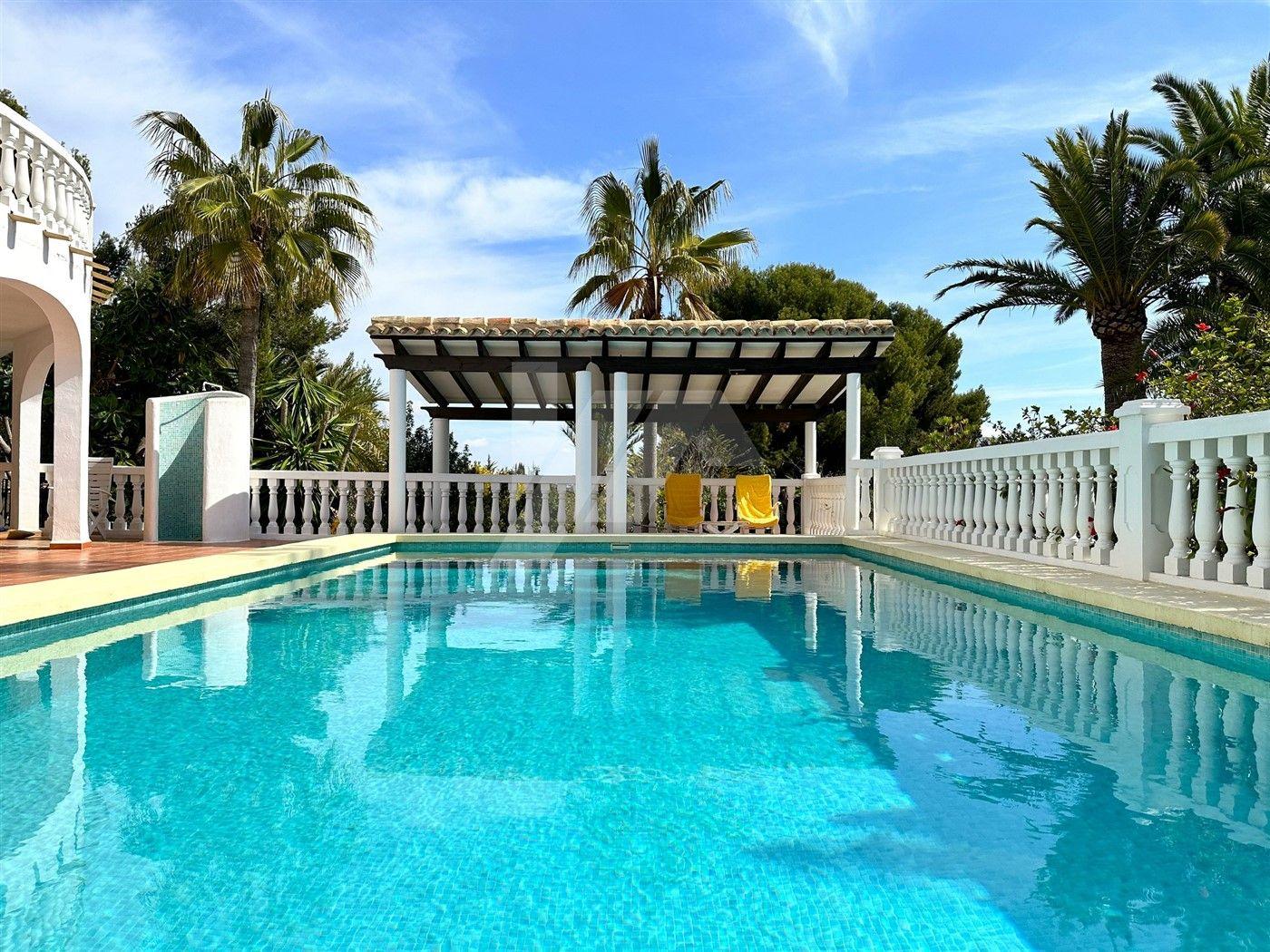 Villa con estilo Mediterráneo en venta en Moraira, Costa Blanca.