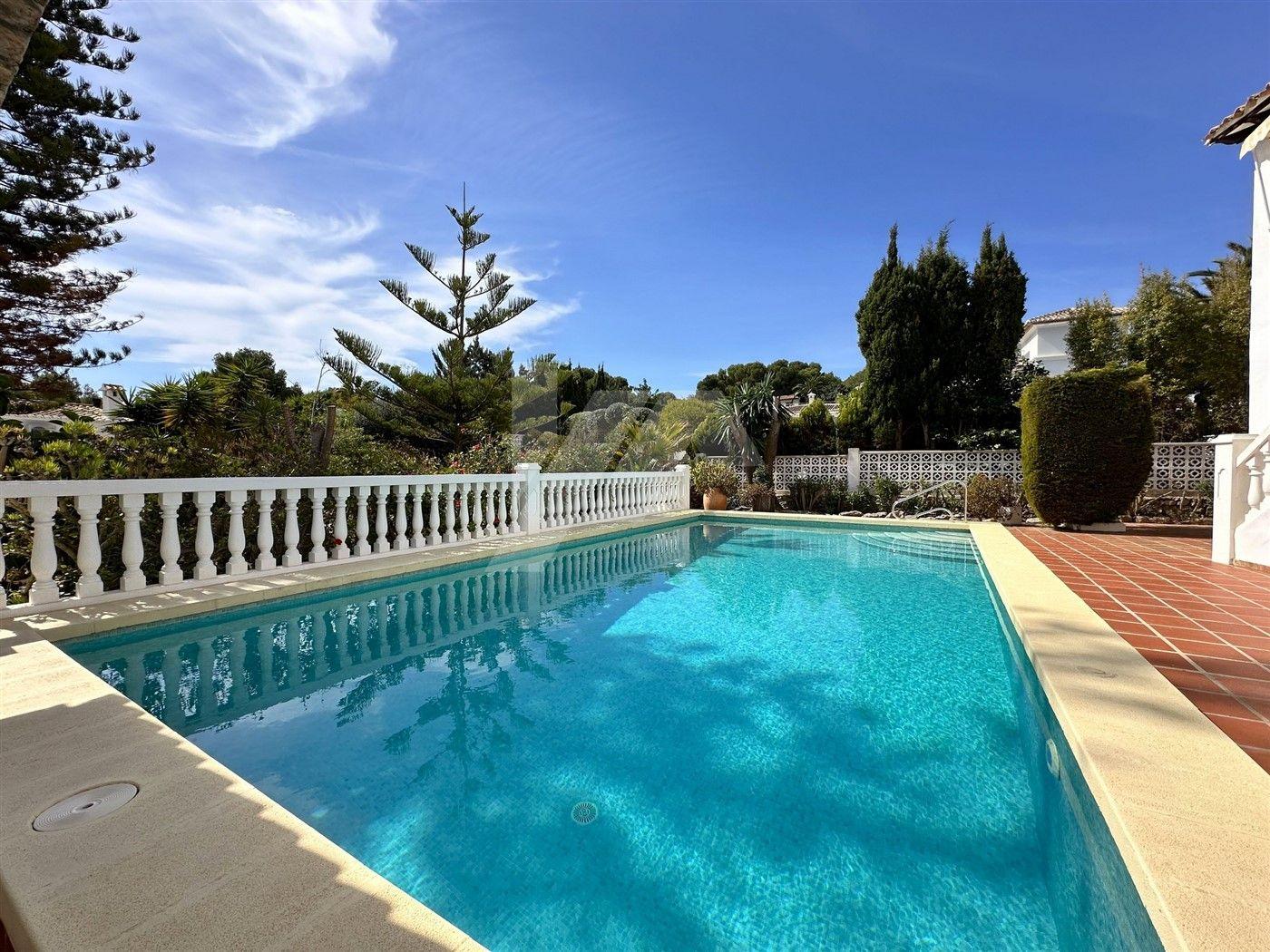 Villa con estilo Mediterráneo en venta en Moraira, Costa Blanca.