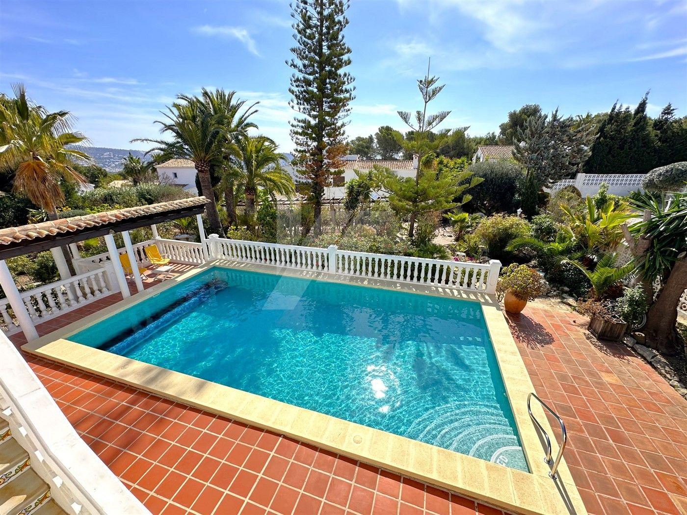 Villa con estilo Mediterráneo en venta en Moraira, Costa Blanca.