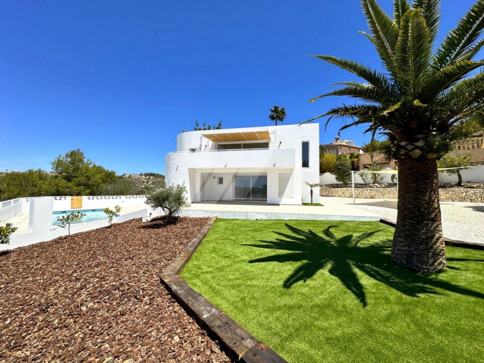 BP3403 - Villa en venta de Estilo Ibicenco con Vistas al Mar, cerca de Moraira.