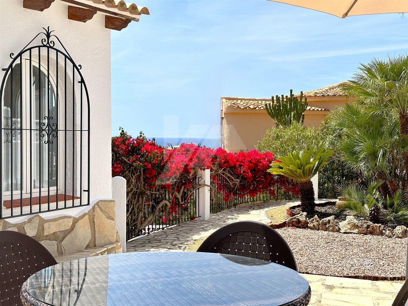 Chalet con vistas al mar en venta en el Portet, Moraira.