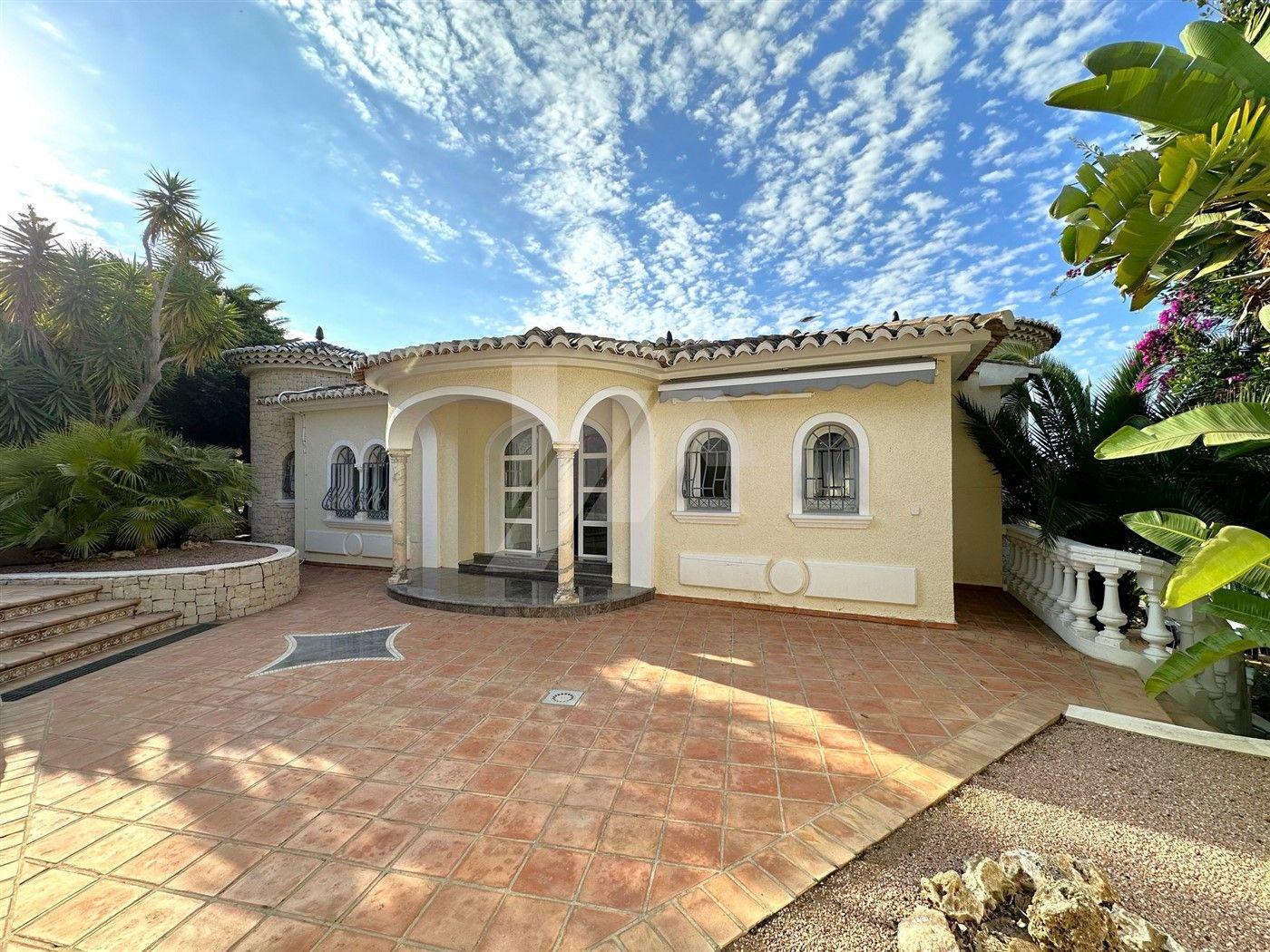 BP3427 - Fantastica Villa en venta en Benissa, Costa Blanca.