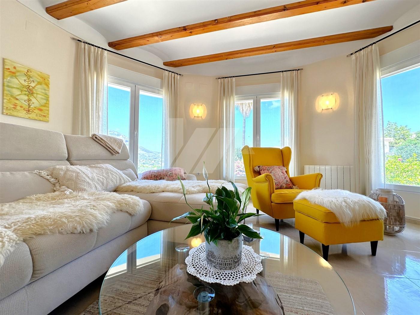 Villa de Estilo Mediterráneo en venta en Jávea, Costa Blanca.