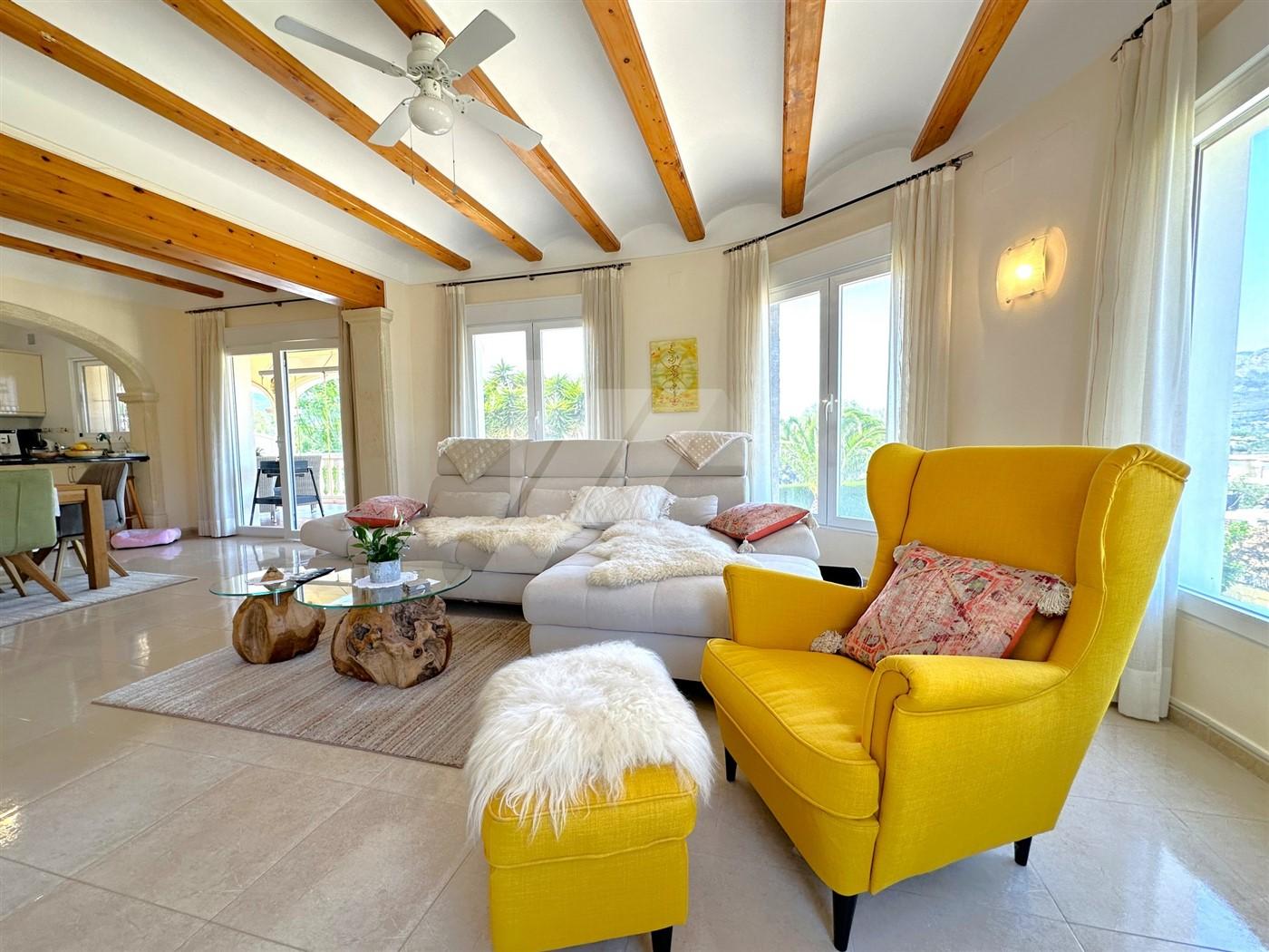 Villa de Estilo Mediterráneo en venta en Jávea, Costa Blanca.