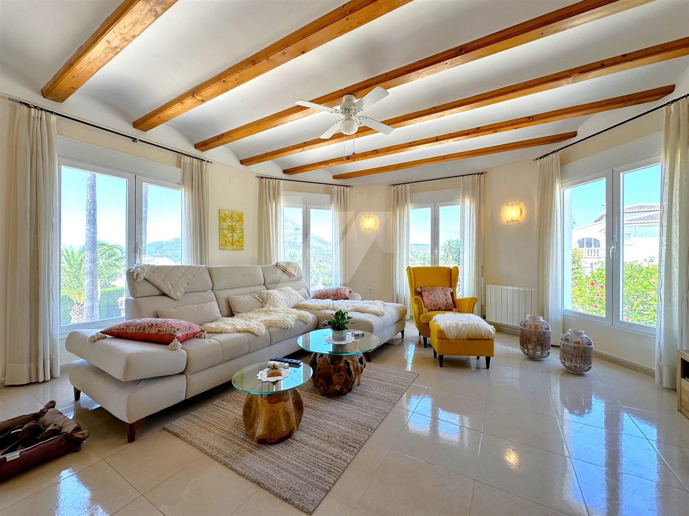 Villa de Estilo Mediterráneo en venta en Jávea, Costa Blanca.