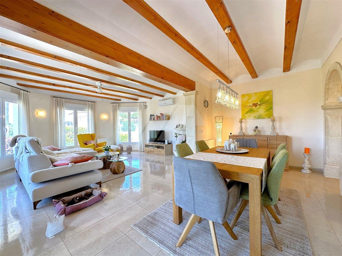 Villa de Estilo Mediterráneo en venta en Jávea, Costa Blanca.