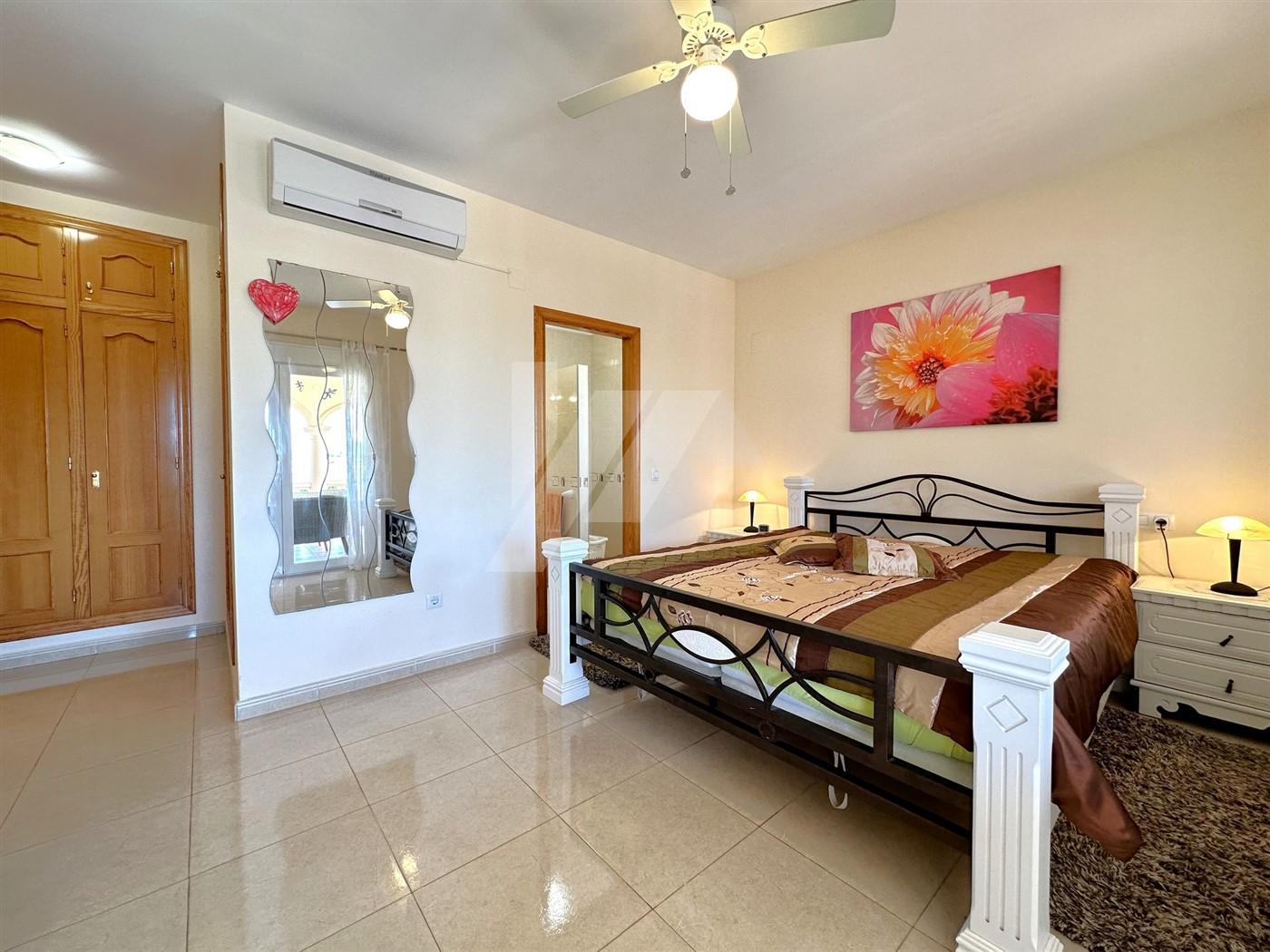 Villa de Estilo Mediterráneo en venta en Jávea, Costa Blanca.