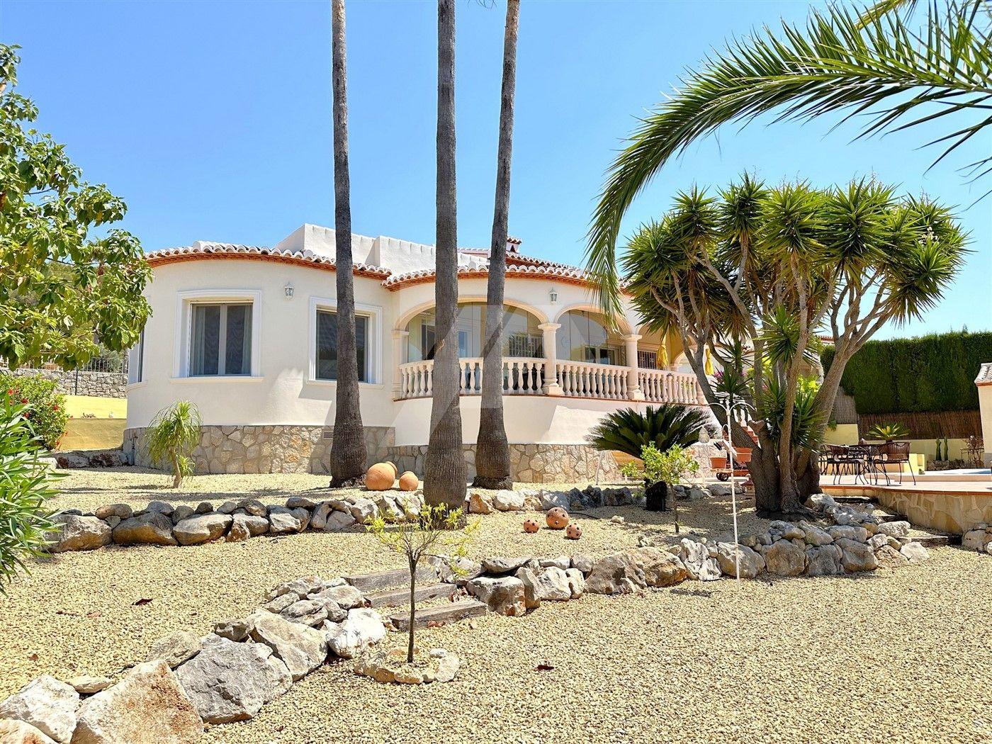 Villa de Estilo Mediterráneo en venta en Jávea, Costa Blanca.