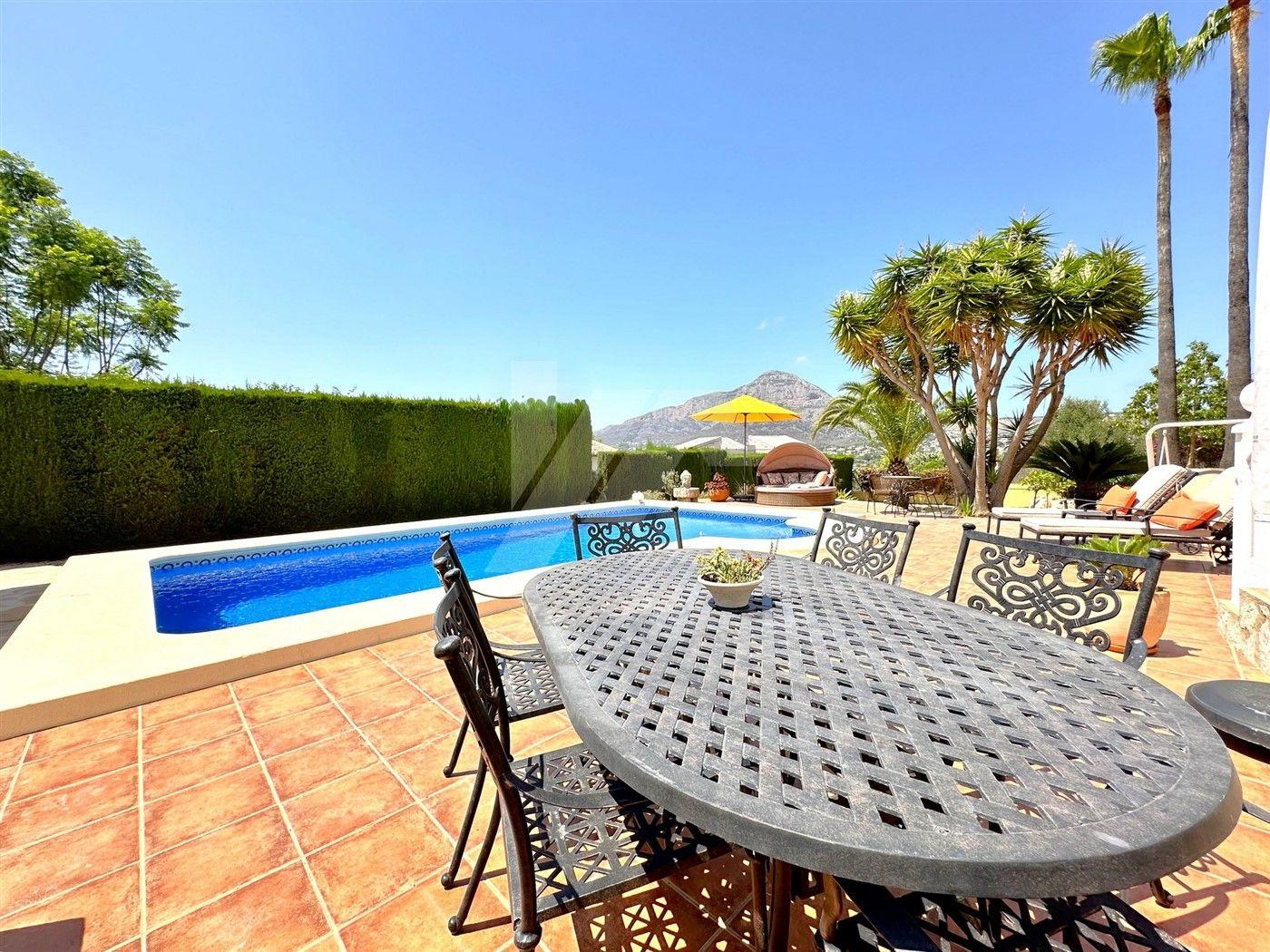 Villa de Estilo Mediterráneo en venta en Jávea, Costa Blanca.
