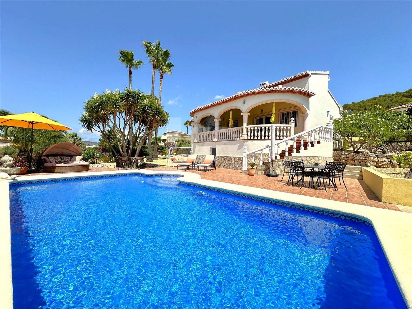 Villa de Estilo Mediterráneo en venta en Jávea, Costa Blanca.
