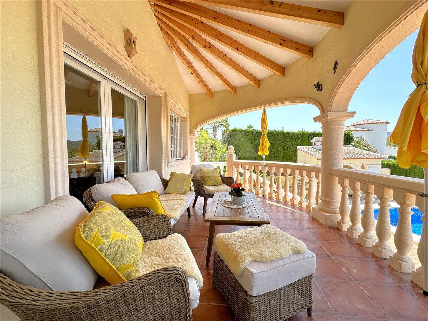 Villa de Estilo Mediterráneo en venta en Jávea, Costa Blanca.